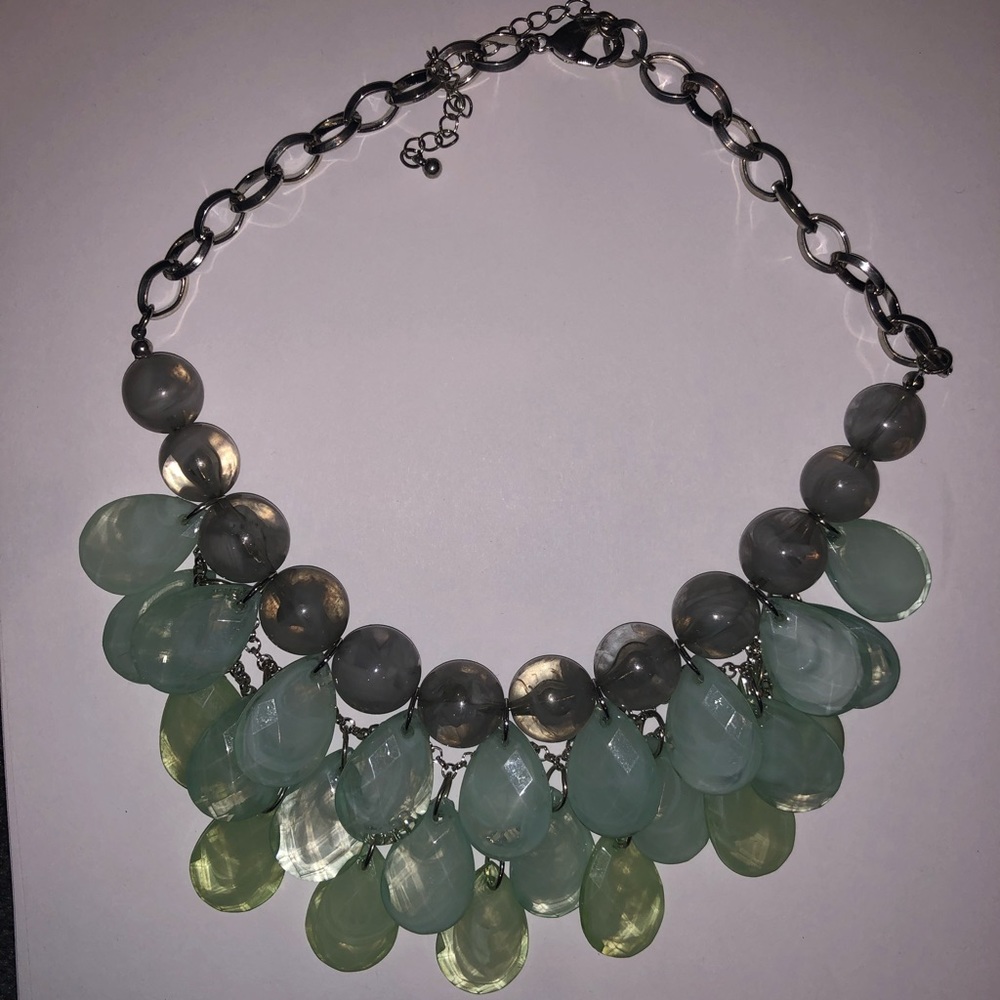 Jewelry: Multicolor Statement Necklace